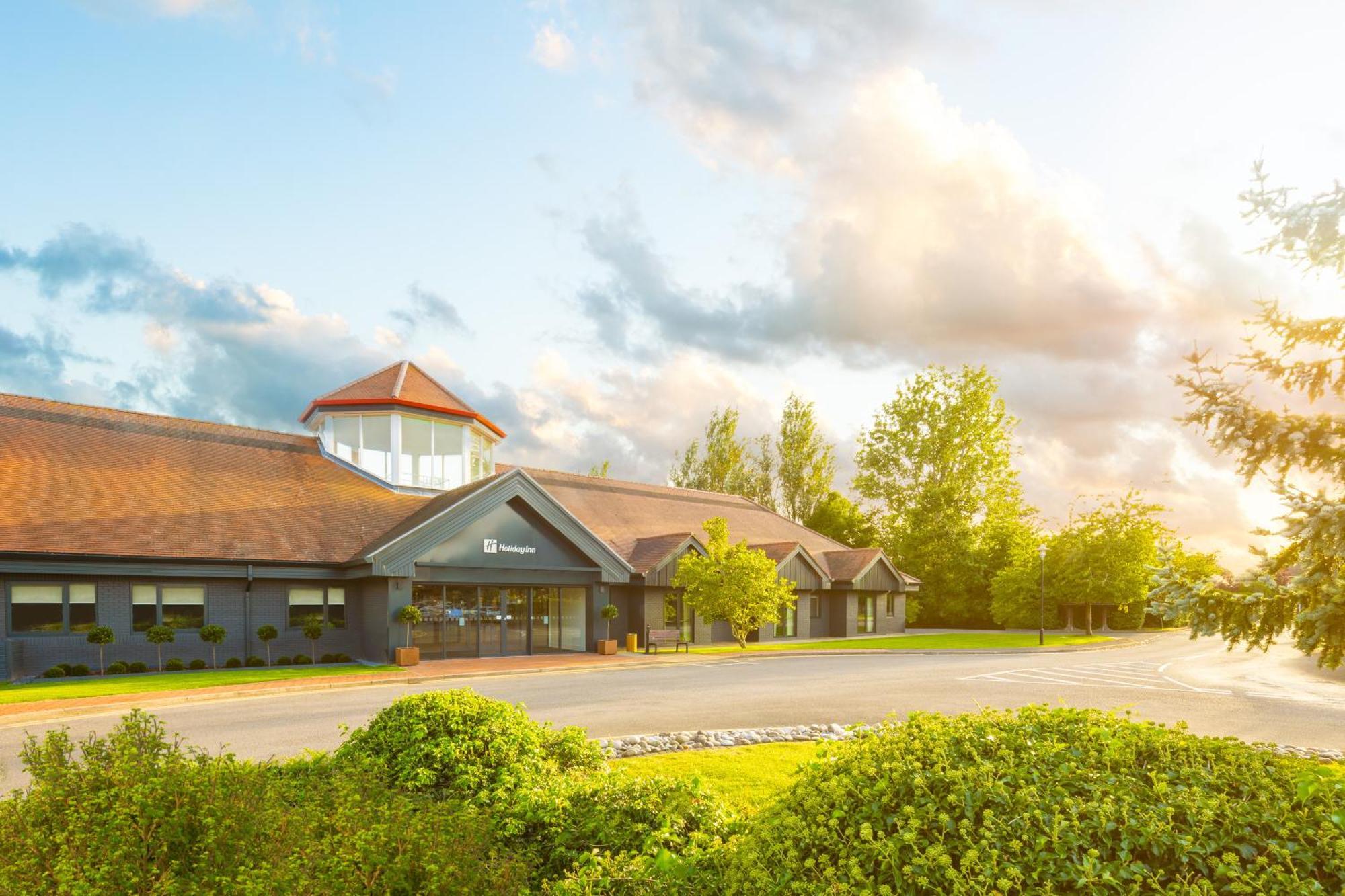 Holiday Inn Aylesbury, An Ihg Hotel Aylesbury  Exteriér fotografie